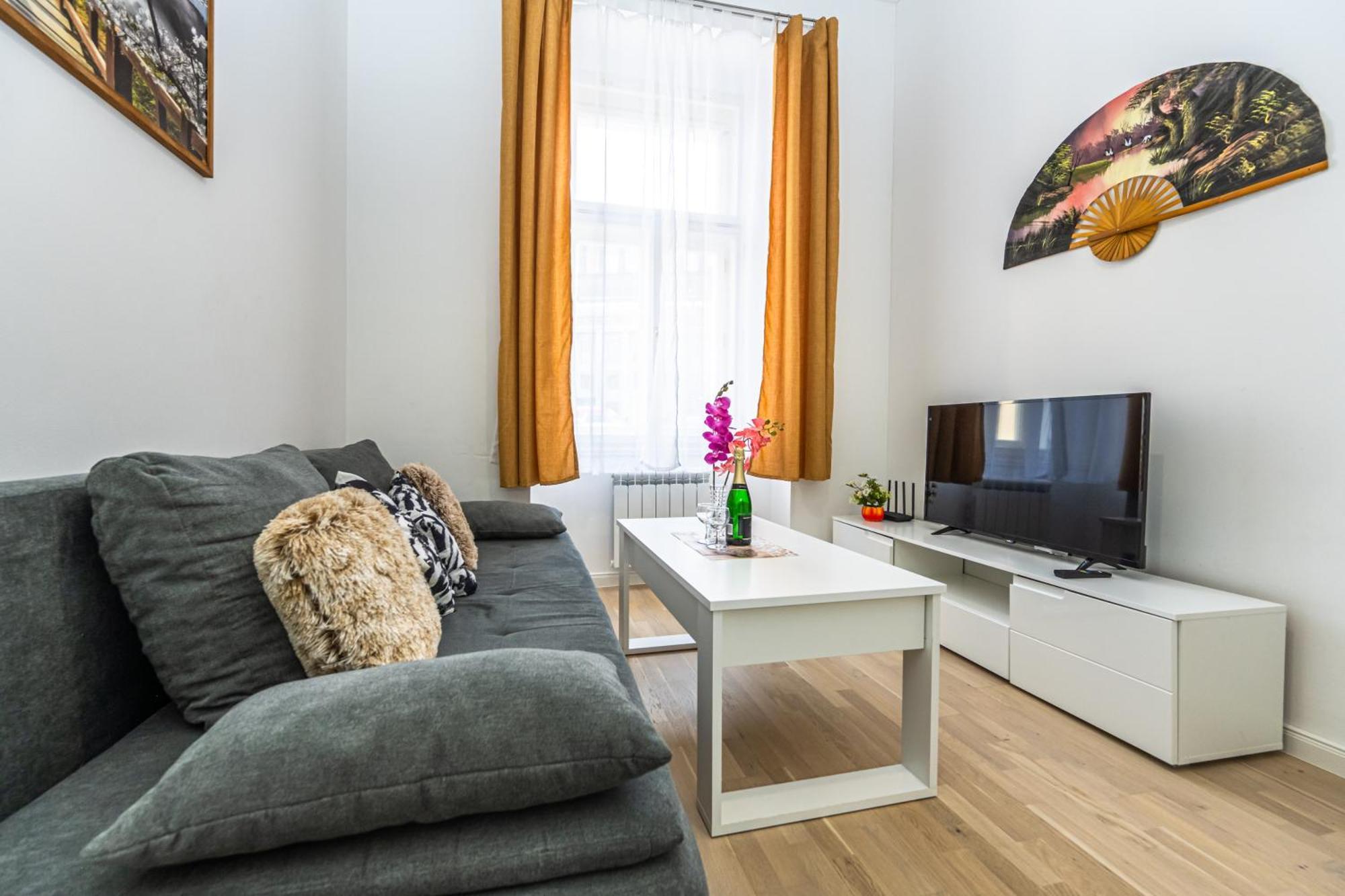 Stylish Apartment At Wenceslas Square Πράγα Εξωτερικό φωτογραφία