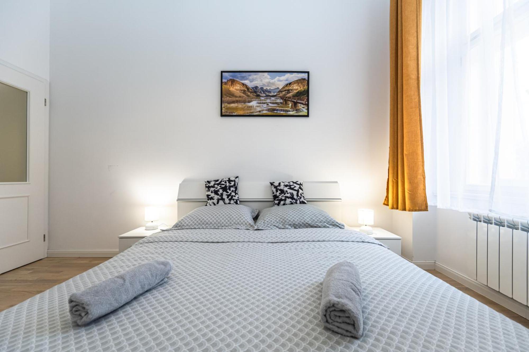 Stylish Apartment At Wenceslas Square Πράγα Εξωτερικό φωτογραφία