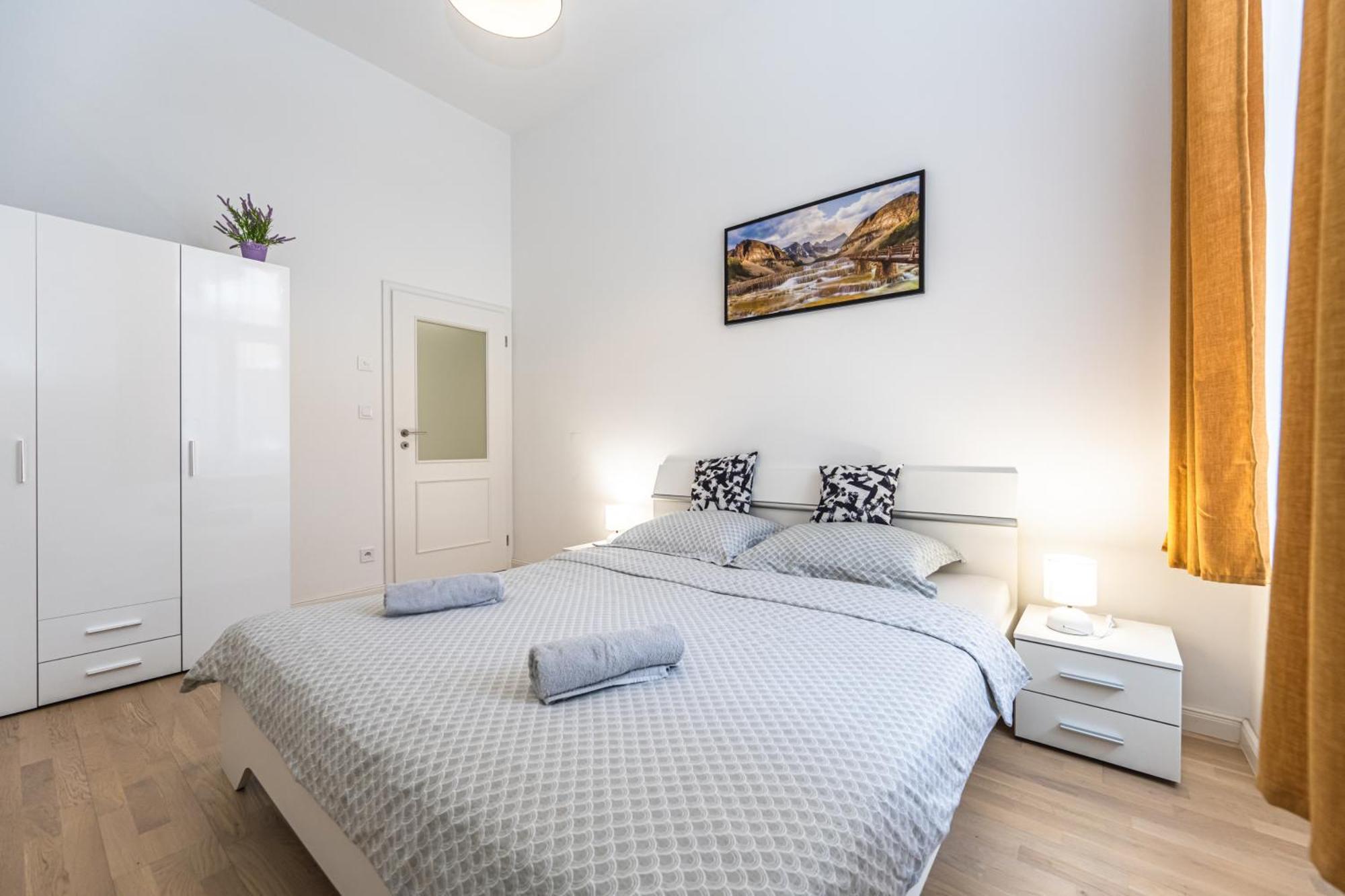 Stylish Apartment At Wenceslas Square Πράγα Εξωτερικό φωτογραφία